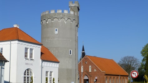 Bogense Vandtårn set fra Teglgårdsvej